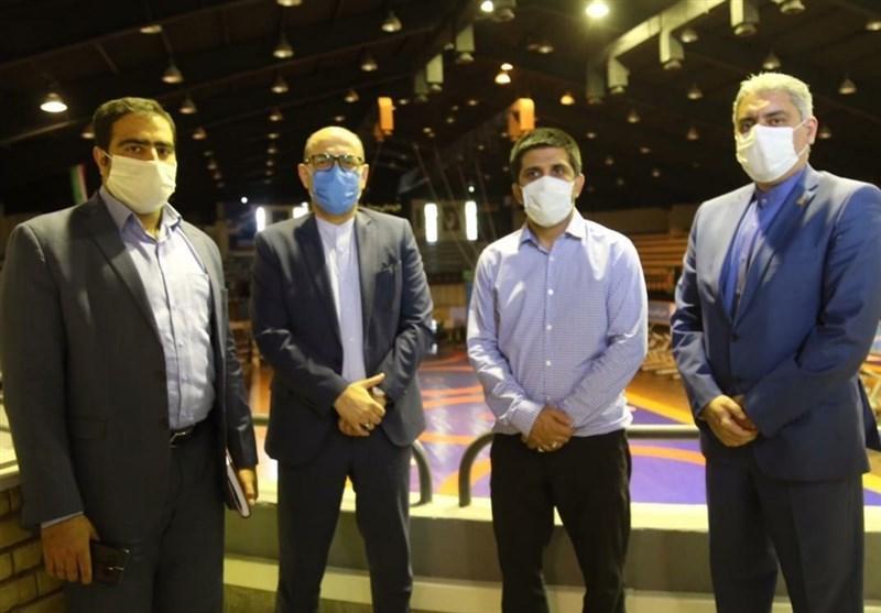 جلسه سعادتمند با دبیر برای تشکیل تیم کشتی استقلال جلسه سعادتمند با دبیر برای تشکیل تیم کشتی استقلال