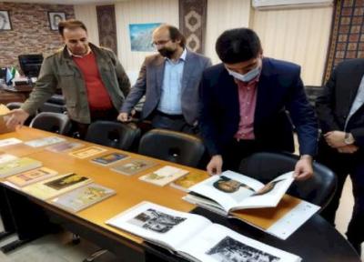 اهداء 15 جلد کتاب نفیس به اداره کل میراث فرهنگی کردستان